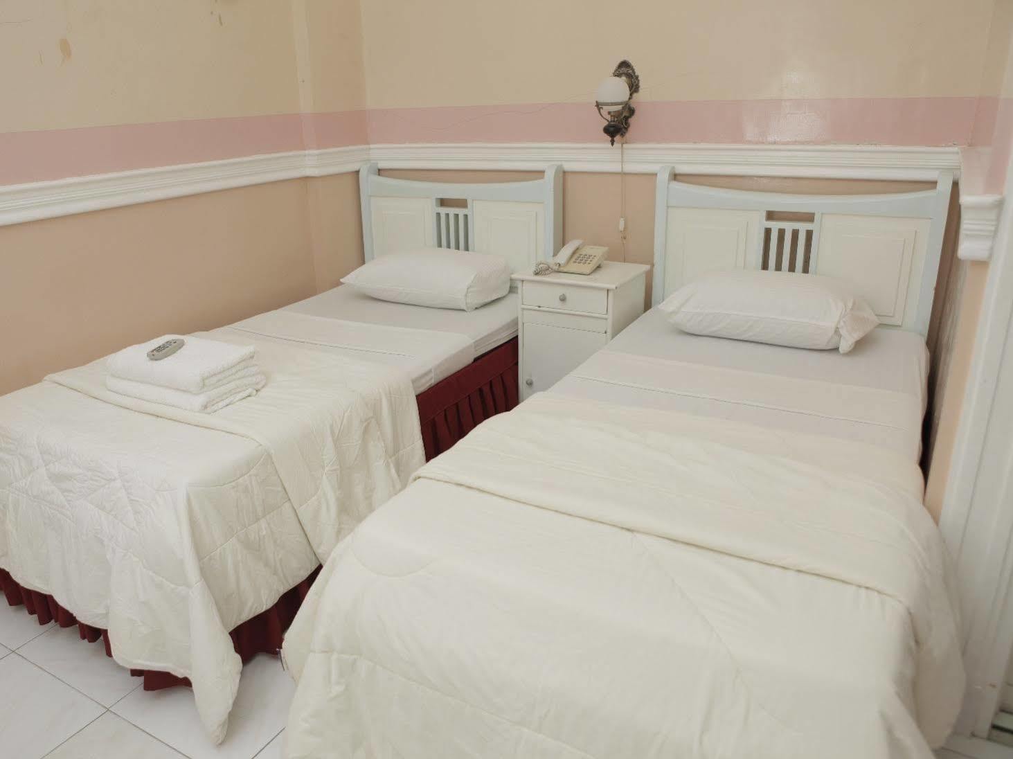 Golden Palace Hotel Tagum Extérieur photo